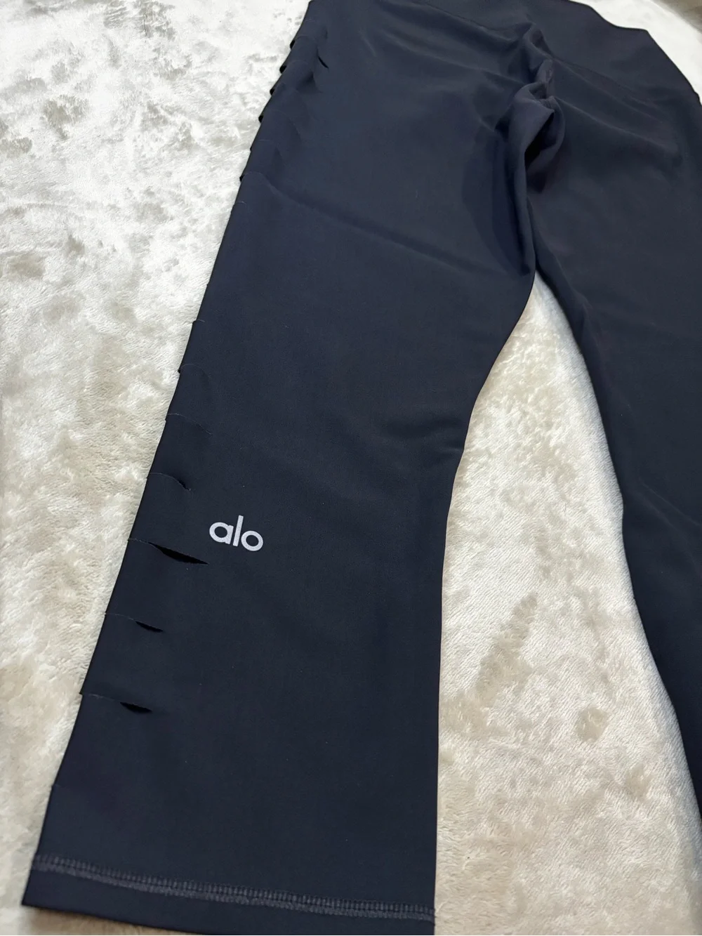 ALO Yoga Black High-Rise Cutout Crop Leggings